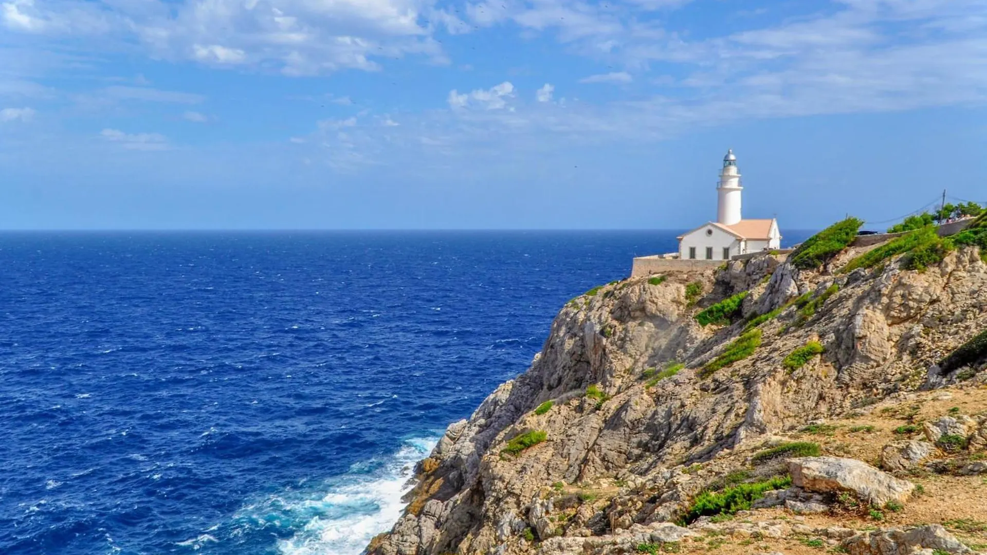 Charming Holiday Home In Capdepera Spanien