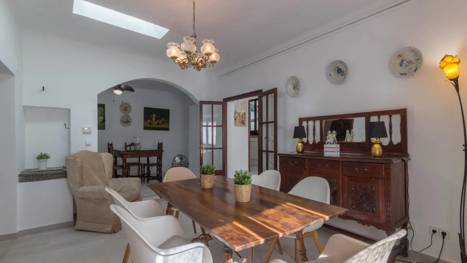Charming Holiday Home In Capdepera 스페인